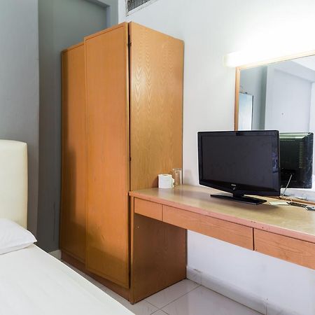 Reddoorz Near Aljunied Mrt Singapura Exterior foto